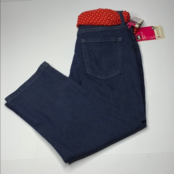 Lee’s all over slimming Capri jeans - Picture 2 of 8